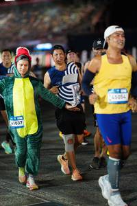 BIB: 41037, 45054
                            <button type="button" onclick="openModal(22950627)" class="btn btn-primary btn-sm float-right btn-popup" data-toggle="modal" data-target=".modal-high-quality">
                        <i class="fas fa-shopping-cart"></i> Add to Cart
                    </button>
                                            <button type="button" onclick="isThisMe(22950627, true)" class="btn btn-success btn-sm float-right btn-popup btn-isme hidden" data-toggle="tooltip" data-placement="bottom" title="นี่คือรูปของคุณใช่ไหม คลิกที่นี่เพื่อเอาเข้าอัลบั้ม">
                        <i class="fas fa-plus"></i> Add to album
                    </button>
                    <button type="button" onclick="isThisMe(22950627, false)" class="btn btn-warning btn-sm float-right btn-popup btn-isnotme hidden">
                        <i class="fas fa-ban"></i> Remove from album
                    </button>